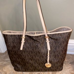 Michael Kors Tote